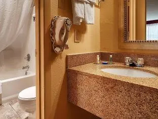 Best Western Pine Springs Inn Ruidoso Downs Room photo