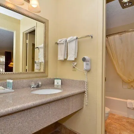 Best Western Pine Springs Inn Ruidoso Downs Room photo