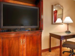 Western Pine Springs Hotel 3*
