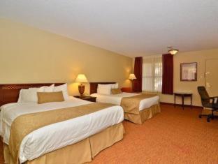 Western Pine Springs Hotel
